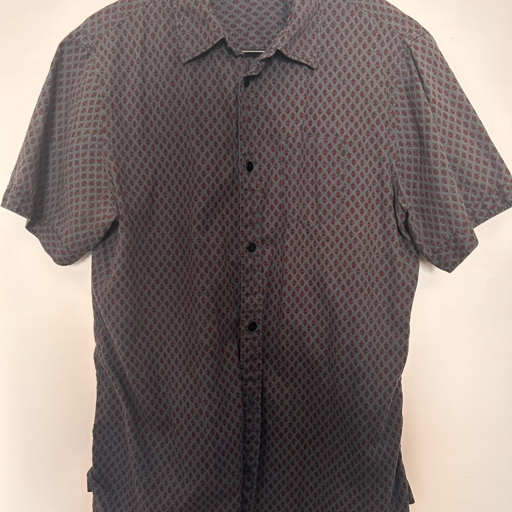 AllSaints Short-Sleeve Button-Up Shirt in Black and Deep Red Pattern